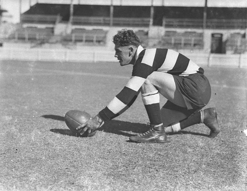 A goal-kicker places the ball, 21 May 1935